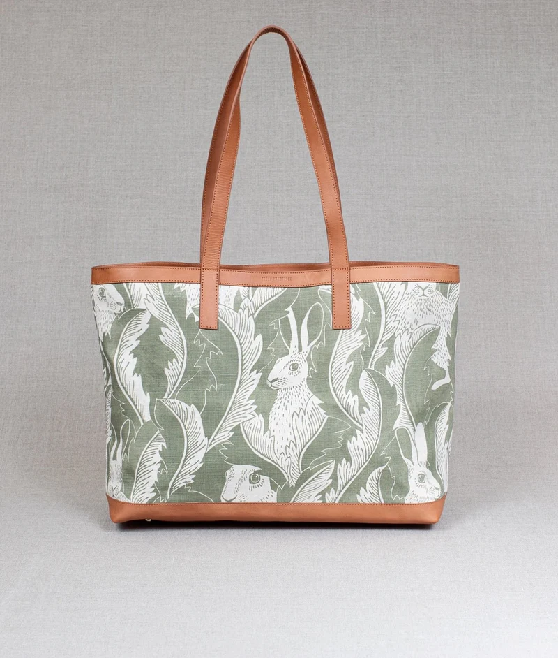 Tote MAJSAN “Hares in hiding” Grön