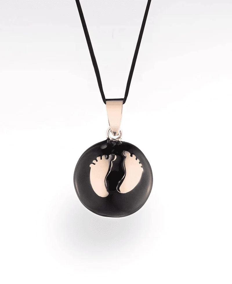 Μουσικό Μενταγιόν Εγκυμοσύνης Babyfeet Black Enamel με κορδόνι