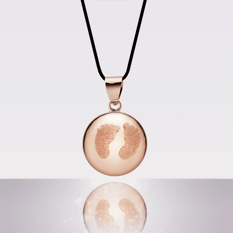 Μουσικό Μενταγιόν Εγκυμοσύνης Diamond Babyfeet Rose Gold με κορδόνι