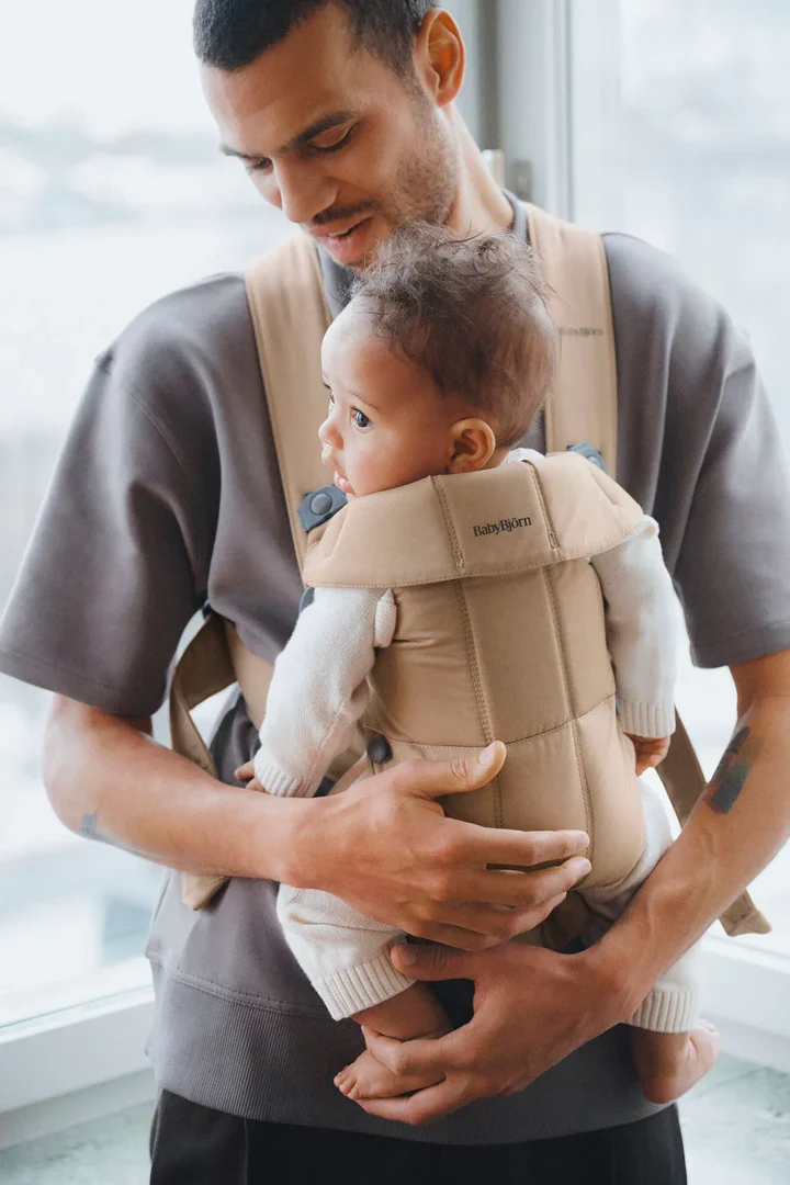 Εργονομικό Μάρσιπο BabyBjörn Mini Woven 'Beige'