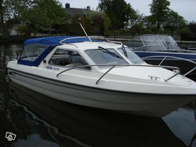 BÅTKAPELL BELLA 642 HT