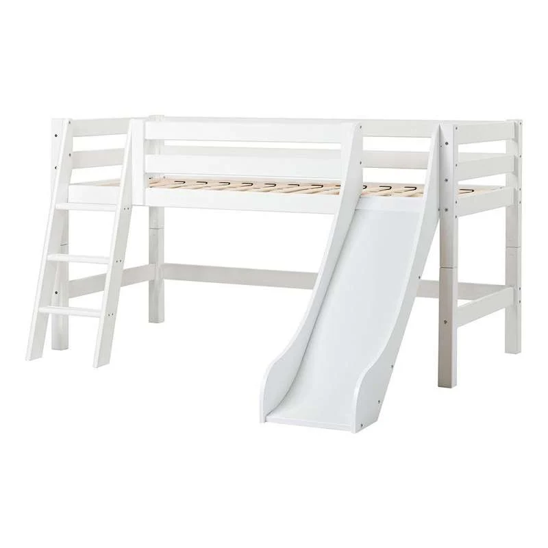 Hoppekids ECO Luxury - Halvhög loftsäng m. Rutsjebana - 90x200 cm. - Snedstig - Flexibel inläggsbotten - Vit