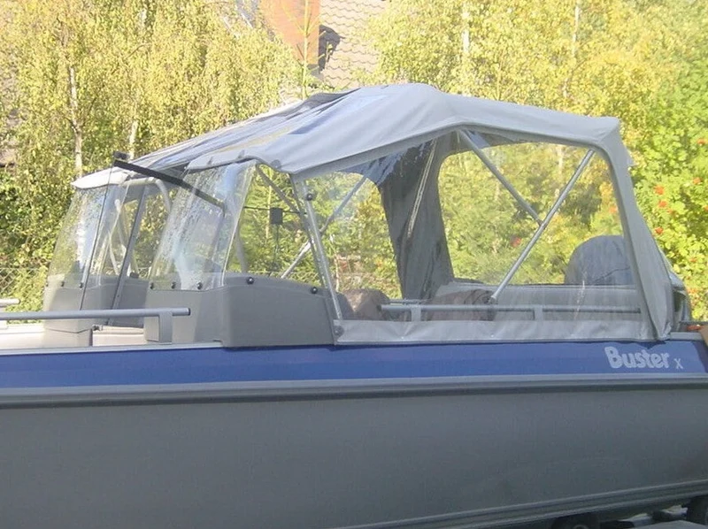 AKTERKAPELL BUSTER X 2007 C1-D4 (Med kapellgarage)
