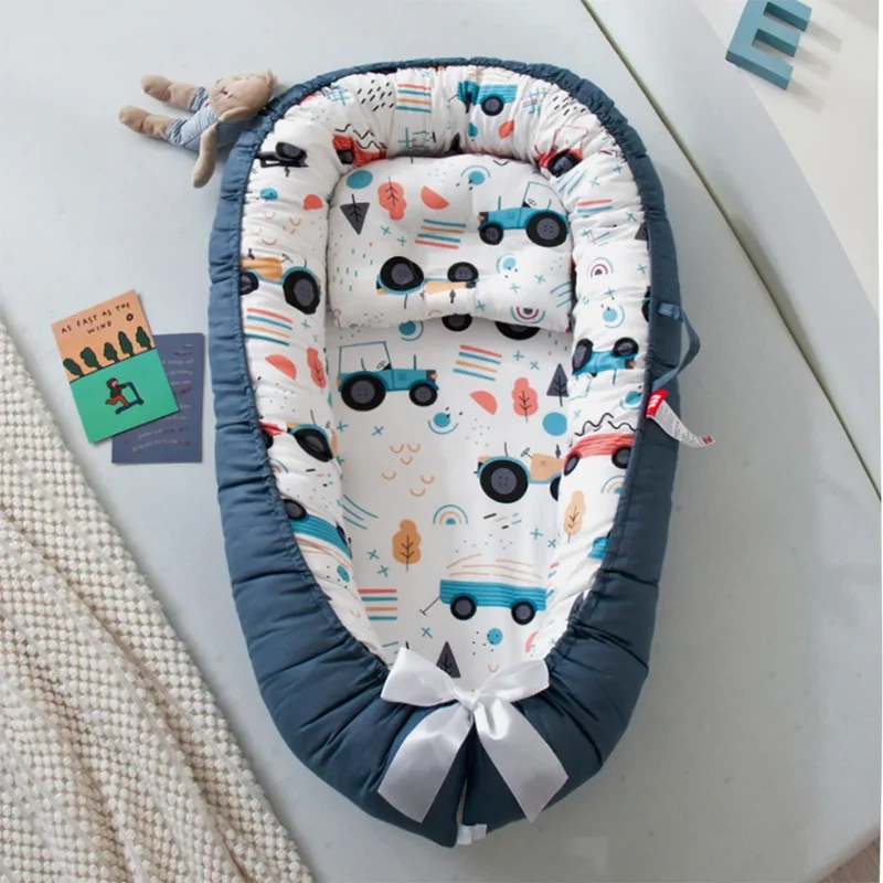 Blå Traktor Babynest - Portabel Barnsäng