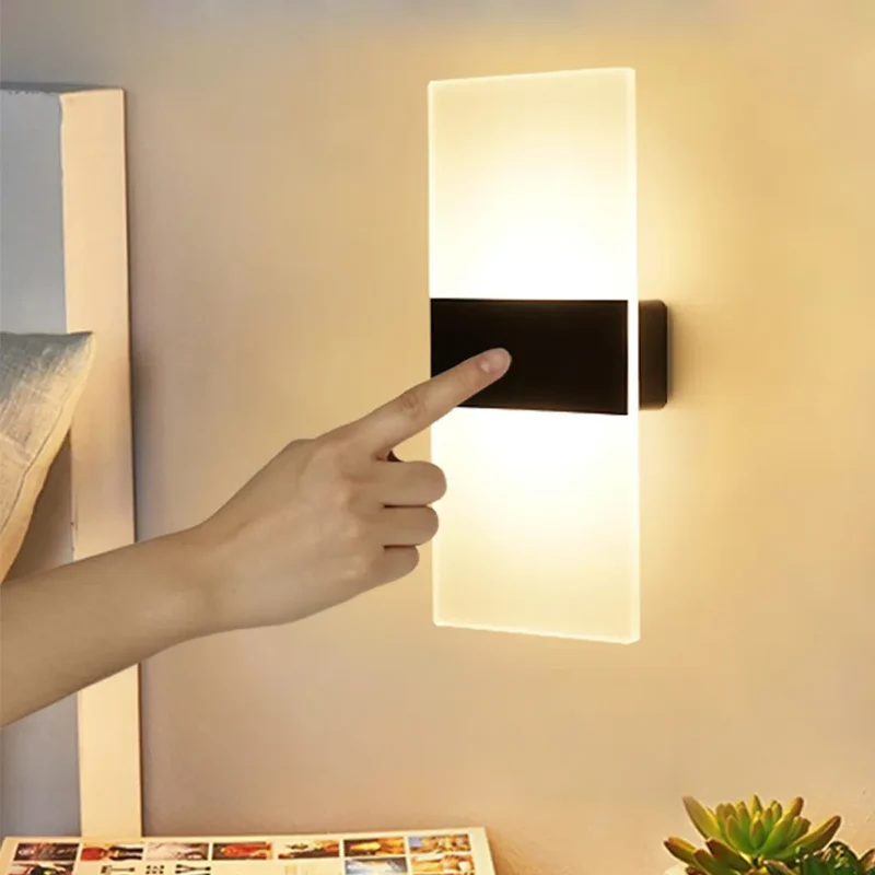 Trådløs LED Væglampe med Sensor – Moderne og Fleksibel Belysning