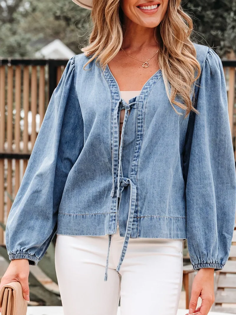 Denimtop med knytdetalj och puffärmar