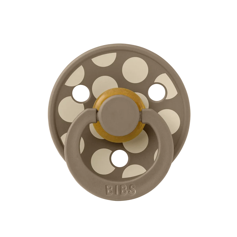 STUDIO Colour Pacifier Polka - Dark Oak/Vanilla