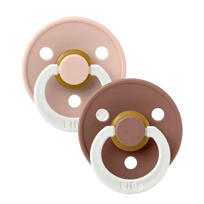 BIBS Colour rund napp storlek 2, latex – Blush GLOW/Woodchuck (2-pack)