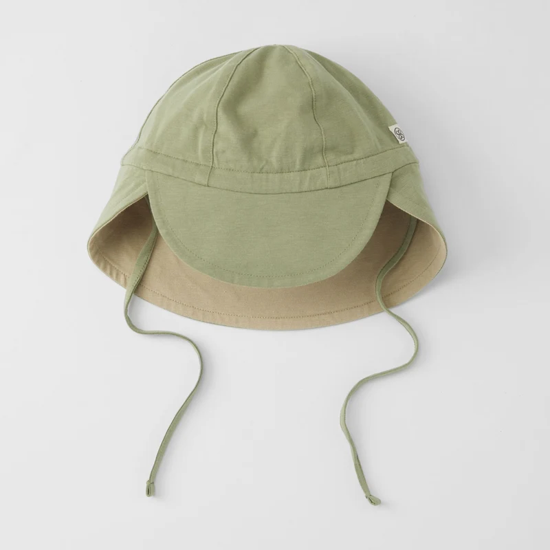 Cloby Solhatt UPF 50+ Olivgrön/Sandy Beach 0-6m
