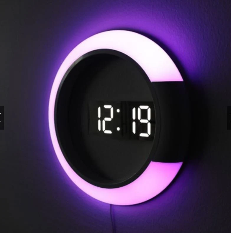 Elegant LED Vægur med Fjernbetjening – Skab Stemningsfuldt Lys