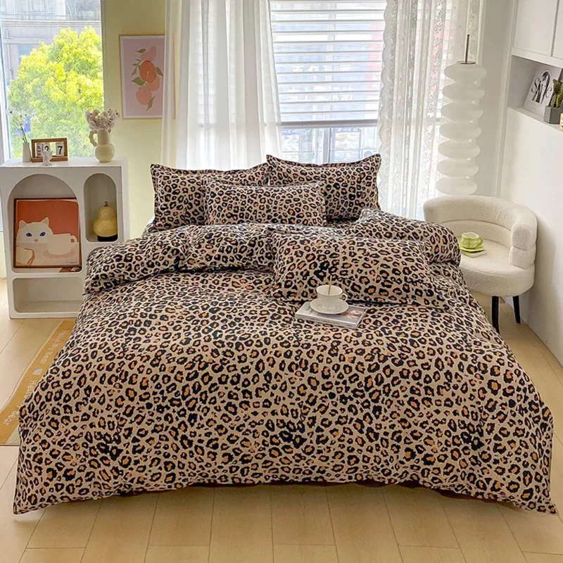 Eksklusivt Sengetæppe 220x240 | Trendy Leopardskindsdesign