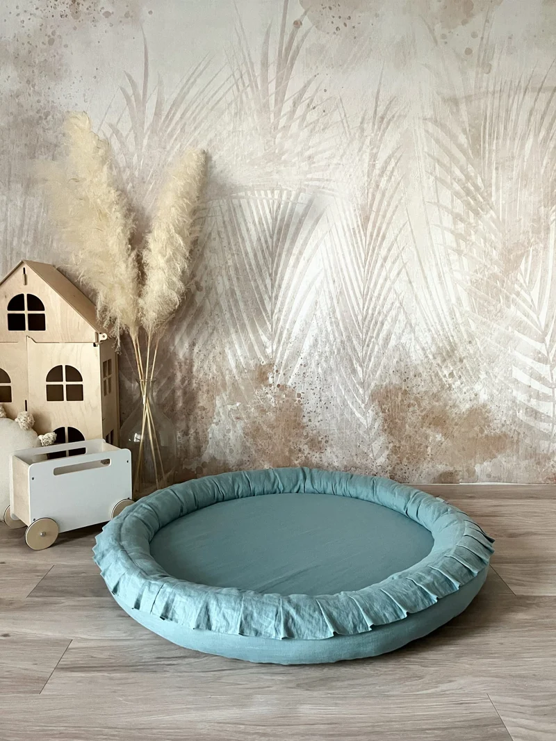 Junior Nest linne, Mint