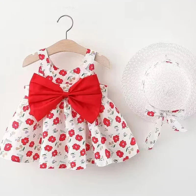 Vit Klänning med Röda Blommor och Hatt för Barn