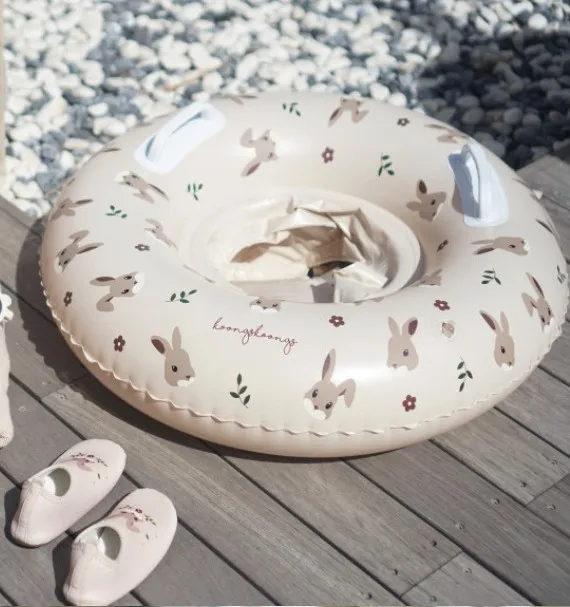 Säker och Rolig Badring för Barn med Kaninmotiv