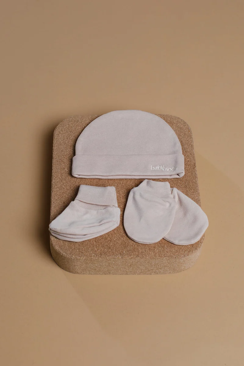 Newborn Set, Beige - BabyMocs