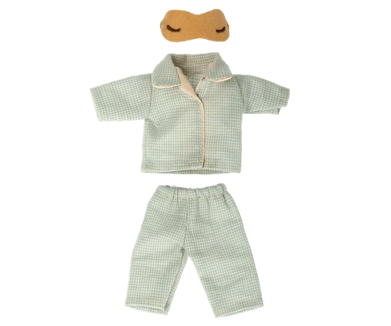 Pyjamas, Dad mouse