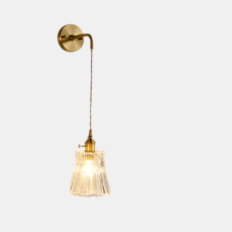 Elegant LED væglampe i klart glas for stemningsfuld belysning
