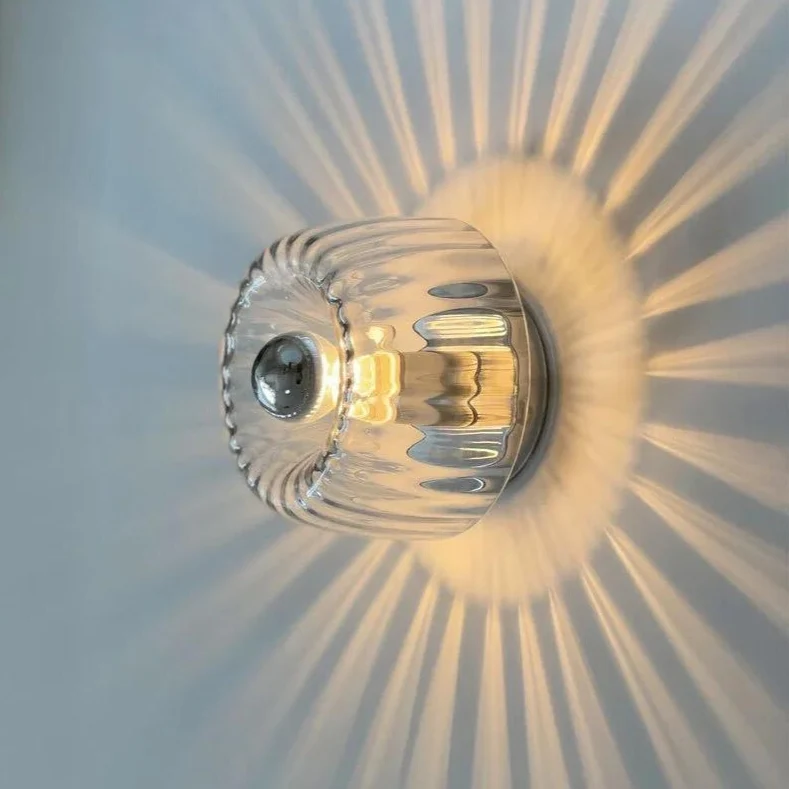 Stilfulde Glas Væglamper med Nordisk Design