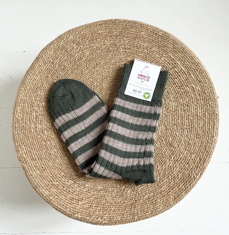 Hirsch - uldsokker til voksne - stribet khaki & olive