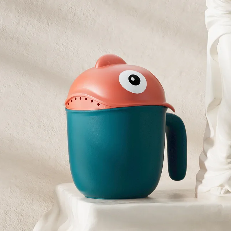 Baby Shark Rinse Cup – Tear-Free Hair Washing Helper
