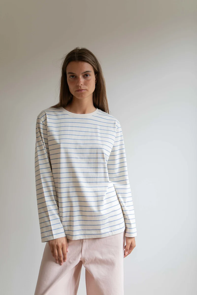 Studio Feder - langærmet t-shirt - stillwater - natur & blå