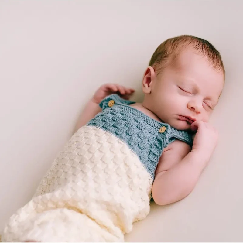 Newborn romper i ekologisk bomull – Bara Blue