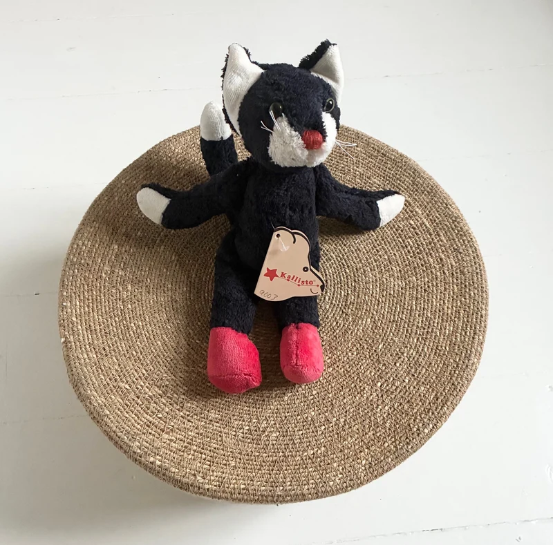Kallisto - økologisk bamse - sort kat - 30 cm