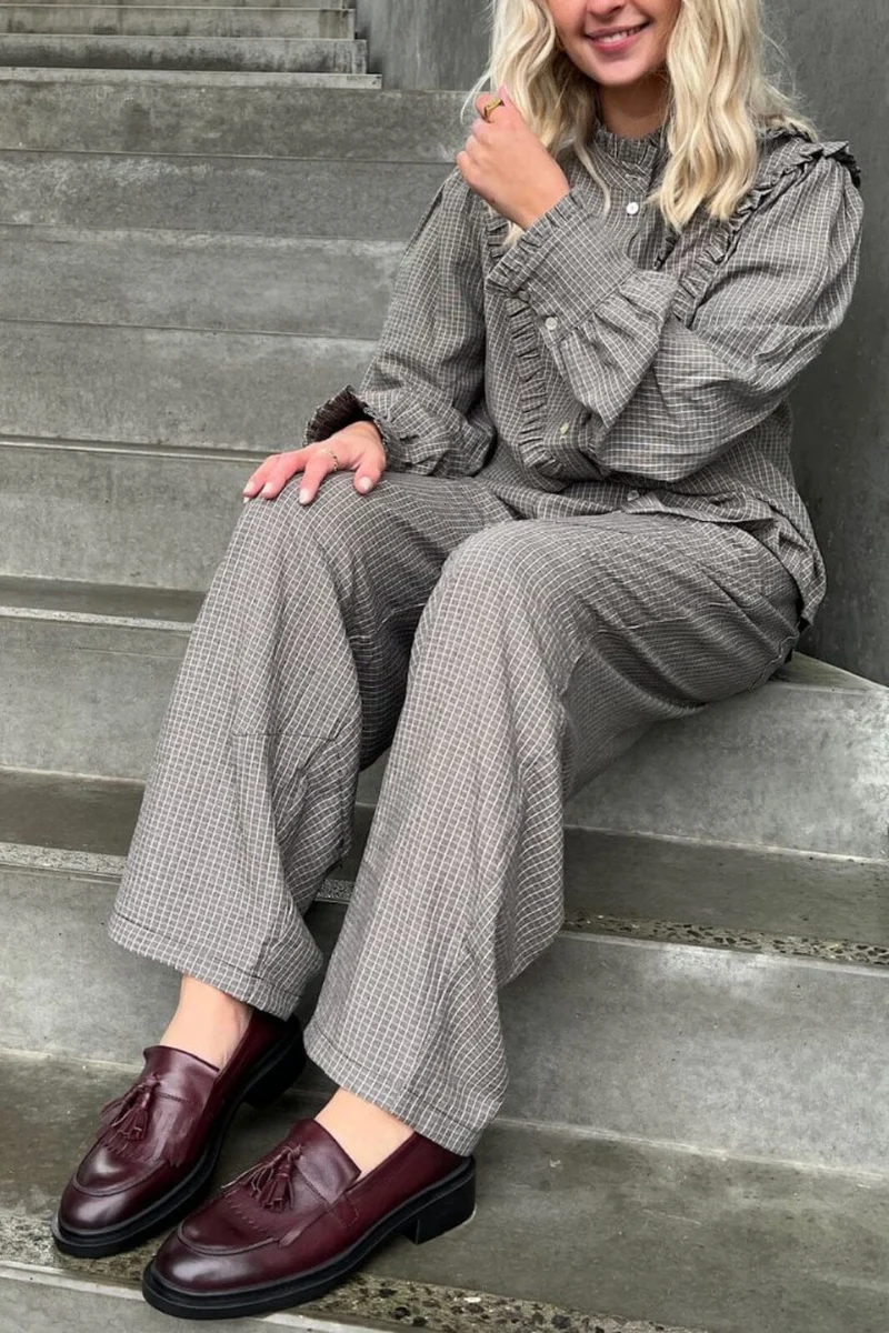 Stories From The Atelier By Copenhagen Shoes - As A Hug Pants CC8082 - 500 - Black/Cream