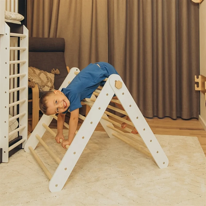 Duck Woodworks Children Wardrobe with Drawers