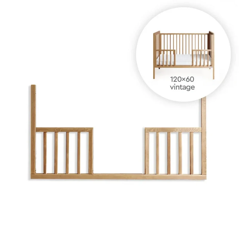 Klassisk Tremmeseng - Vintage Dagbedsside (120 cm)