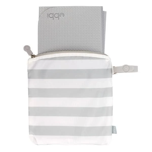 Ubbi - On-the-Go Changing Mat & Bag