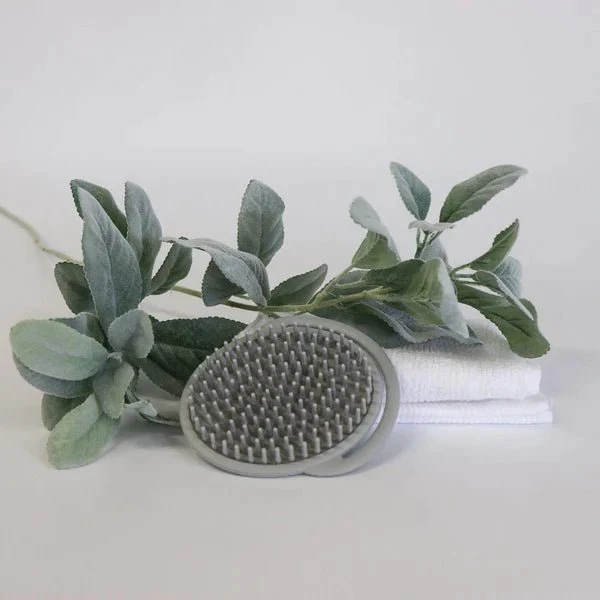 Haakaa - Silicone Shampoo Brush