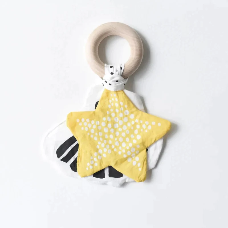 Wee Gallery - Crinkle Teether - Starfish
