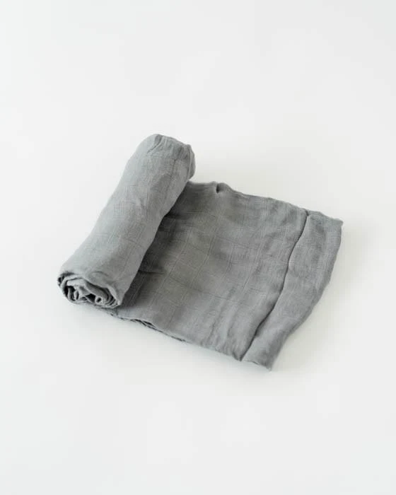 Little Unicorn -Deluxe Muslin Swaddle Blanket